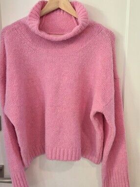 Pilcro Pink Turtleneck Sweater L Oversized Cropped Soft Cozy Barbiecore Y2K